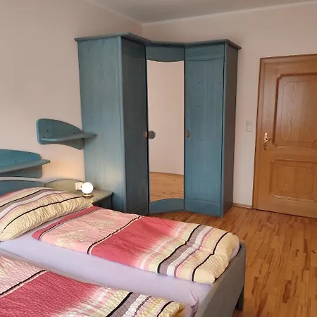 Schoeller Apartment *